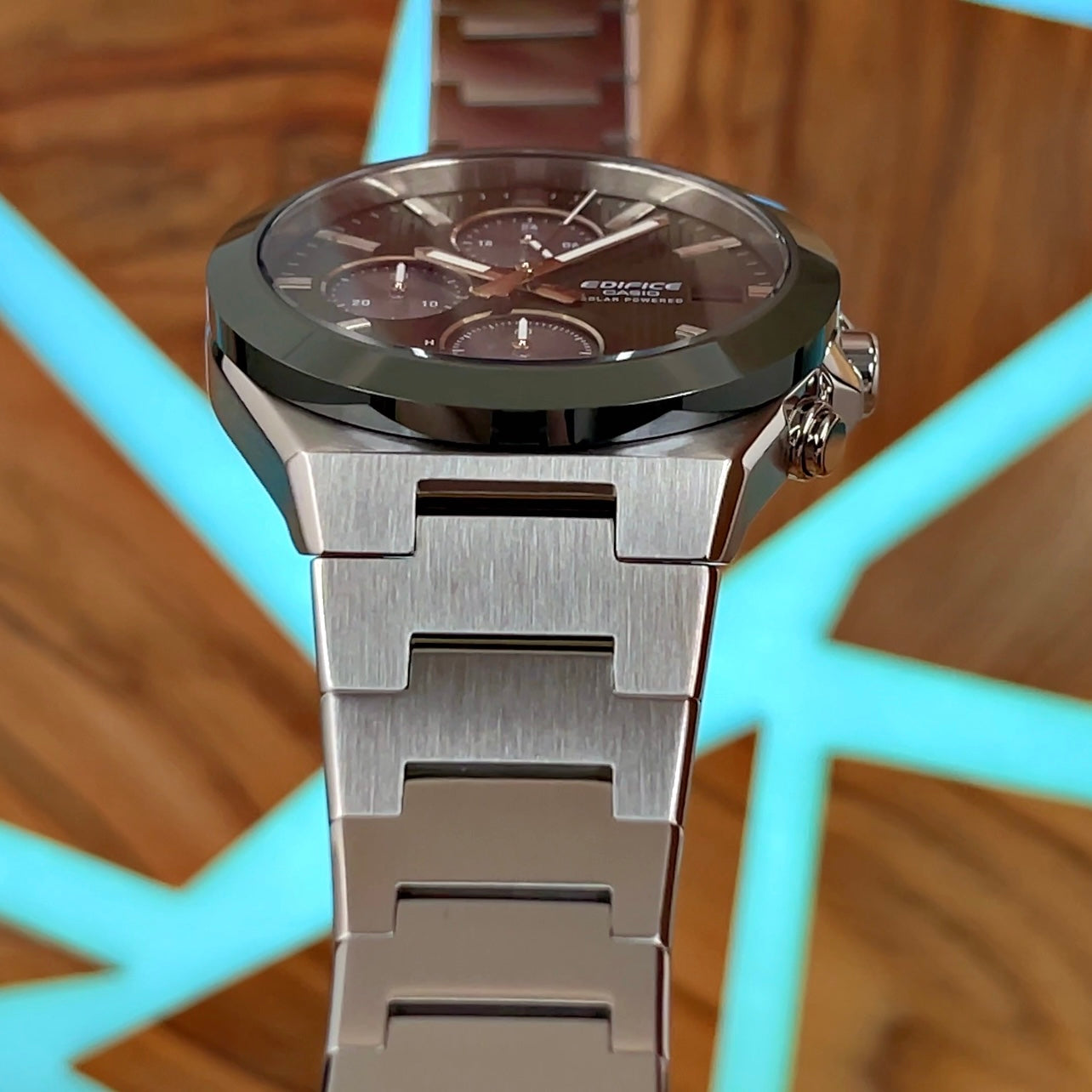 CASIO EDIFICE Solar Chronograph EFS-S650 (SEE VIDEO)
