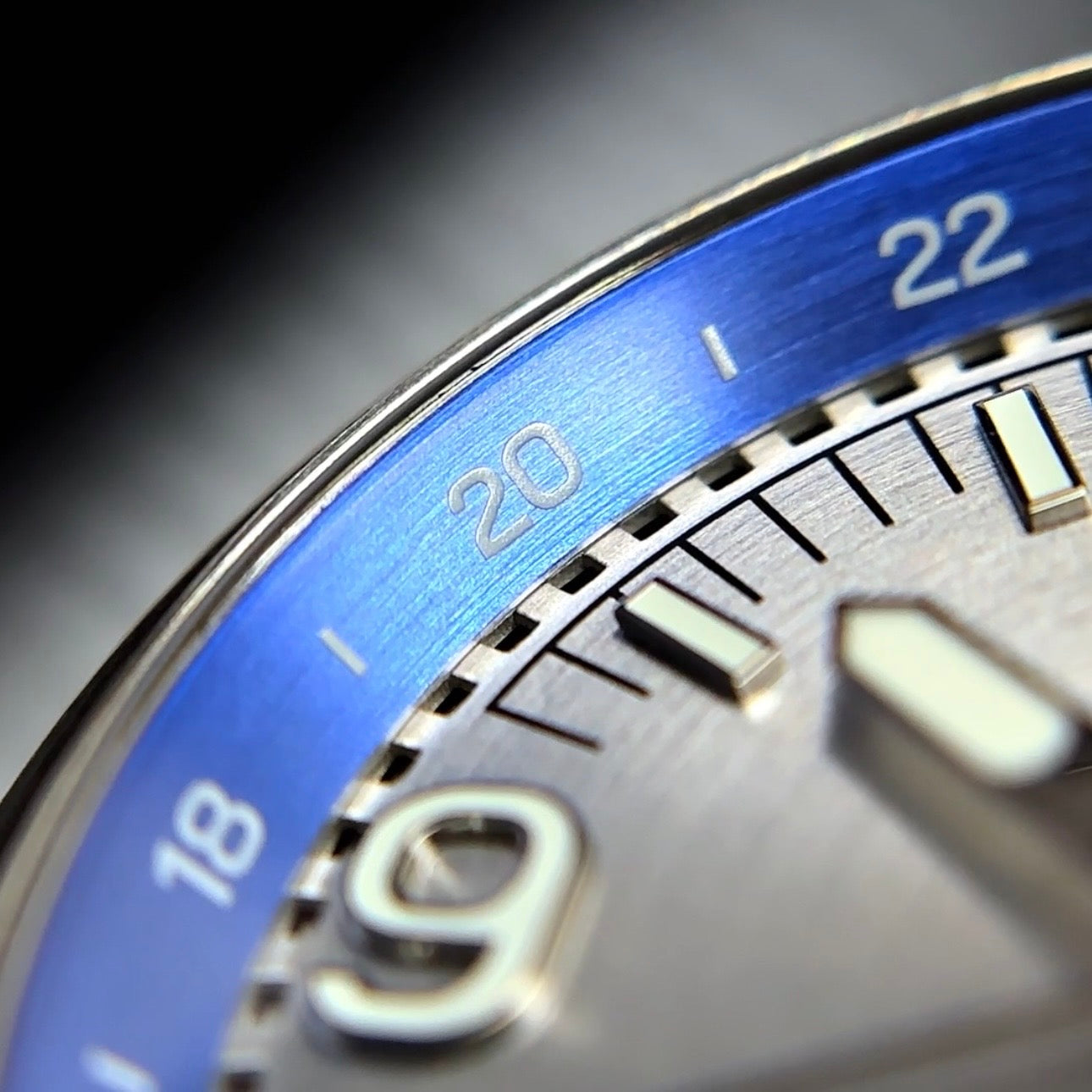 Nadir Vespera True GMT Miyota 9075