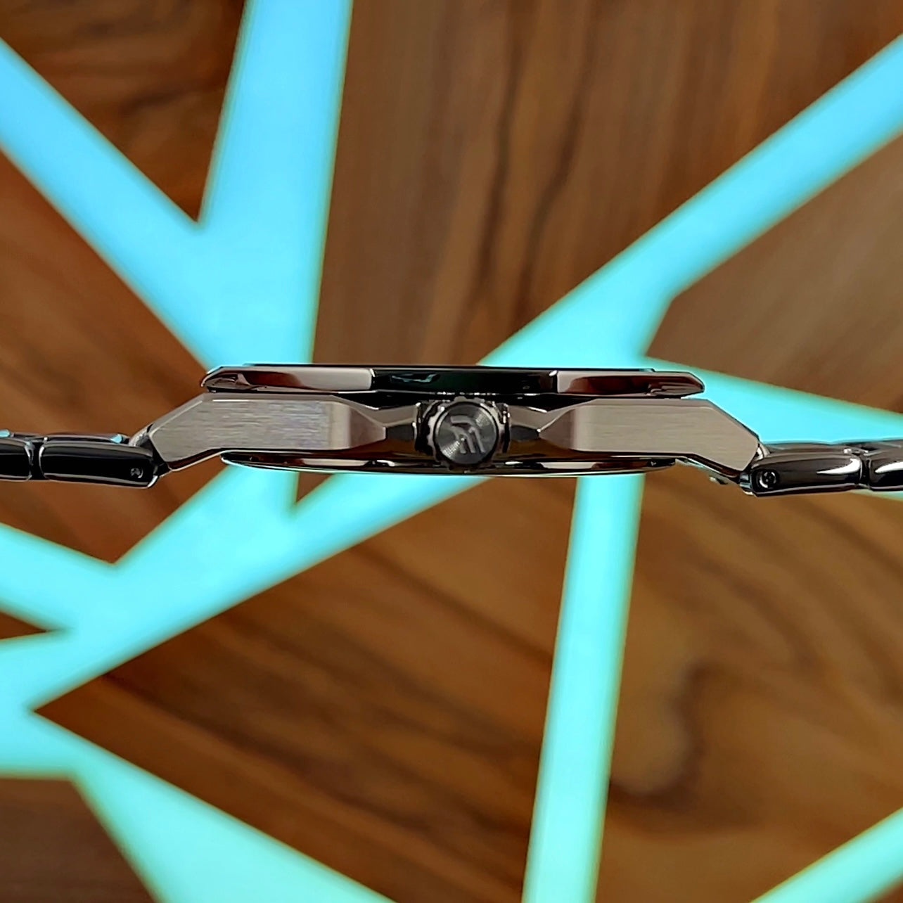 GREAT Casio Edifice EFR S108D Sapphire Crystal (SEE VIDEO)