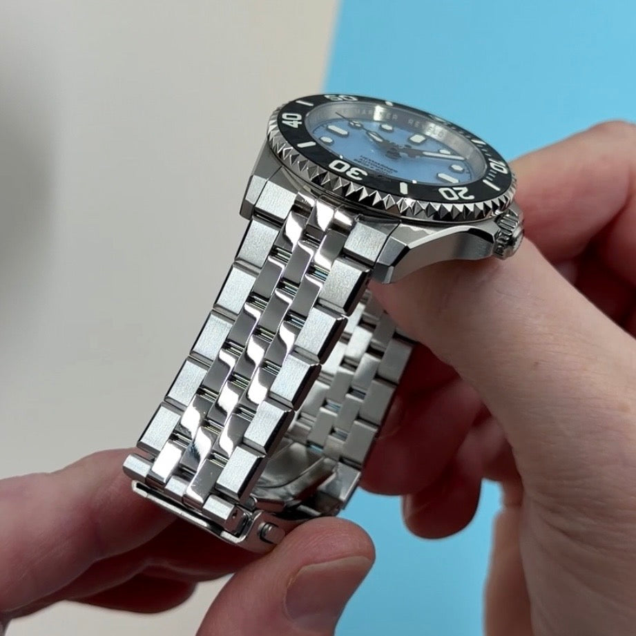 Revelot Hexmariner Version 3 NH35 Automatic 39mm Mother Of Pearl