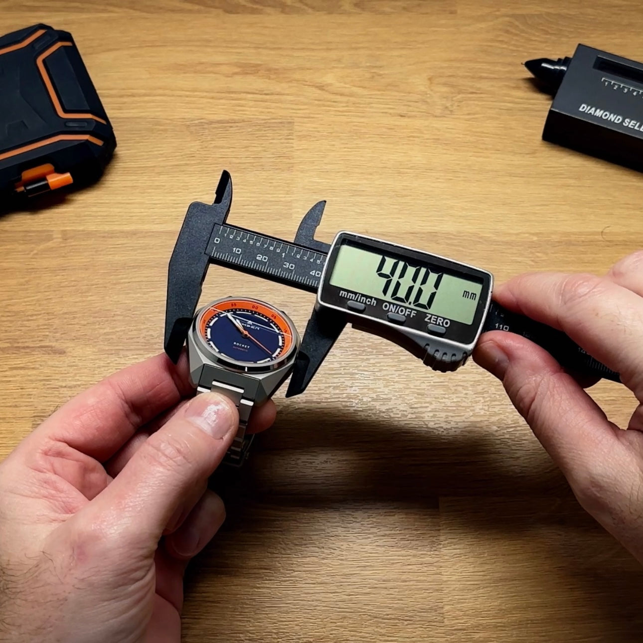 SUPERB Ember Rocket Automatic with Bracelet & 2 x Straps (SEE VIDEO)