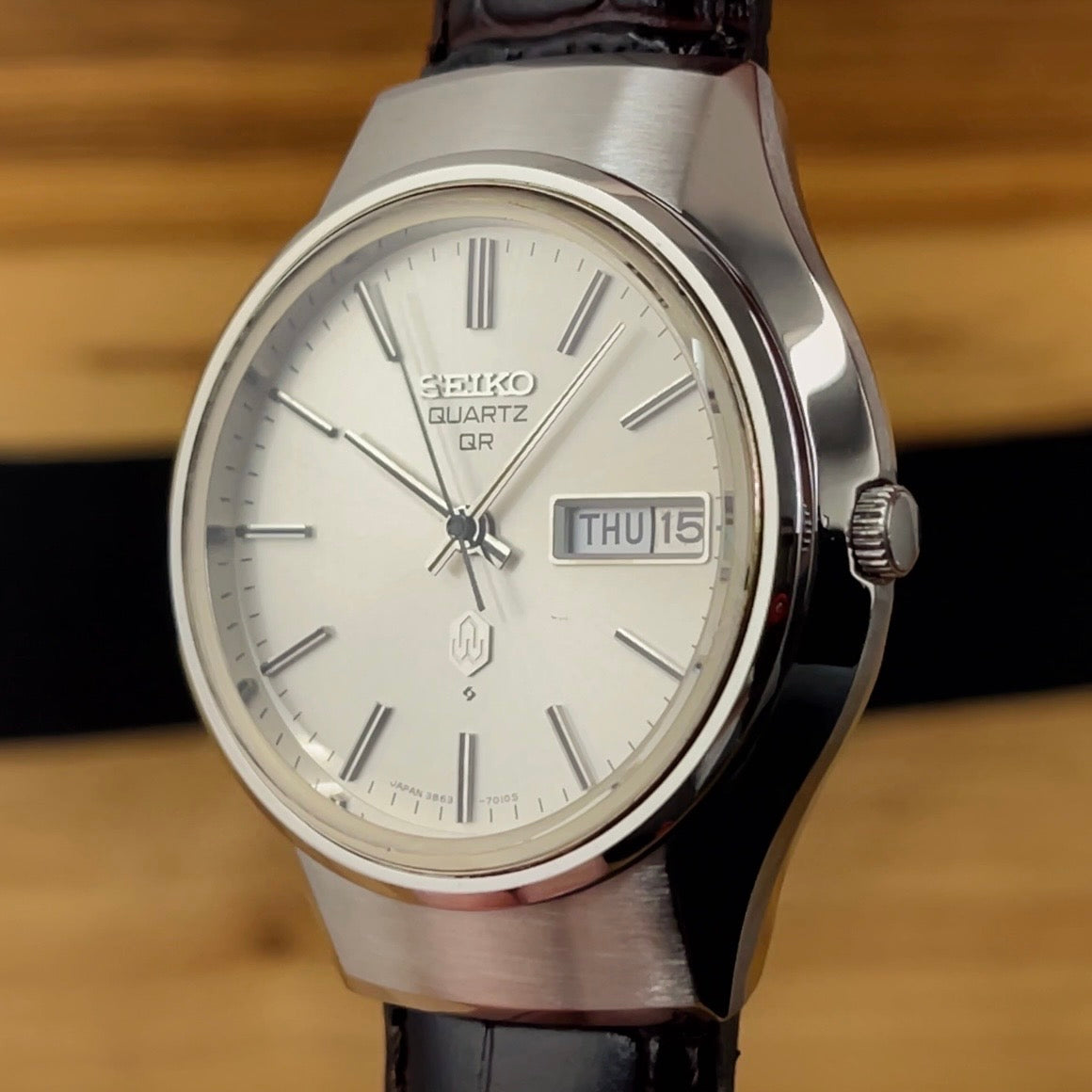 Incredible Example Working Perfectly From 1974 Seiko Quartz QR 3863 7010 English/Kanji