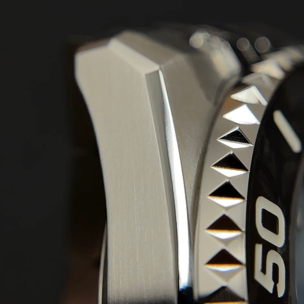Revelot Hexmariner Version 3 NH35 Automatic 39mm Mother Of Pearl