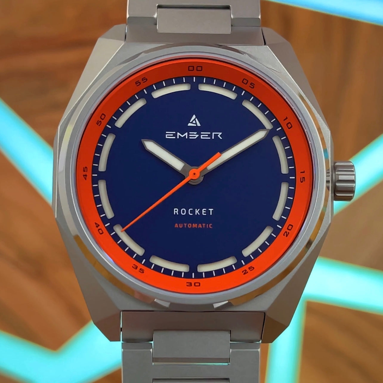 SUPERB Ember Rocket Automatic with Bracelet & 2 x Straps (SEE VIDEO)