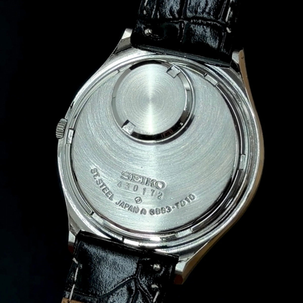 Seiko QR 1974 3863 7010 Working Perfectly
