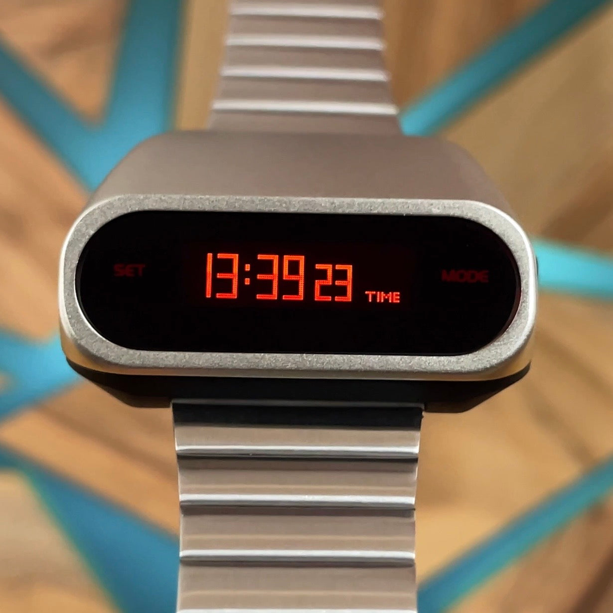 Benly Retro Digital Watch