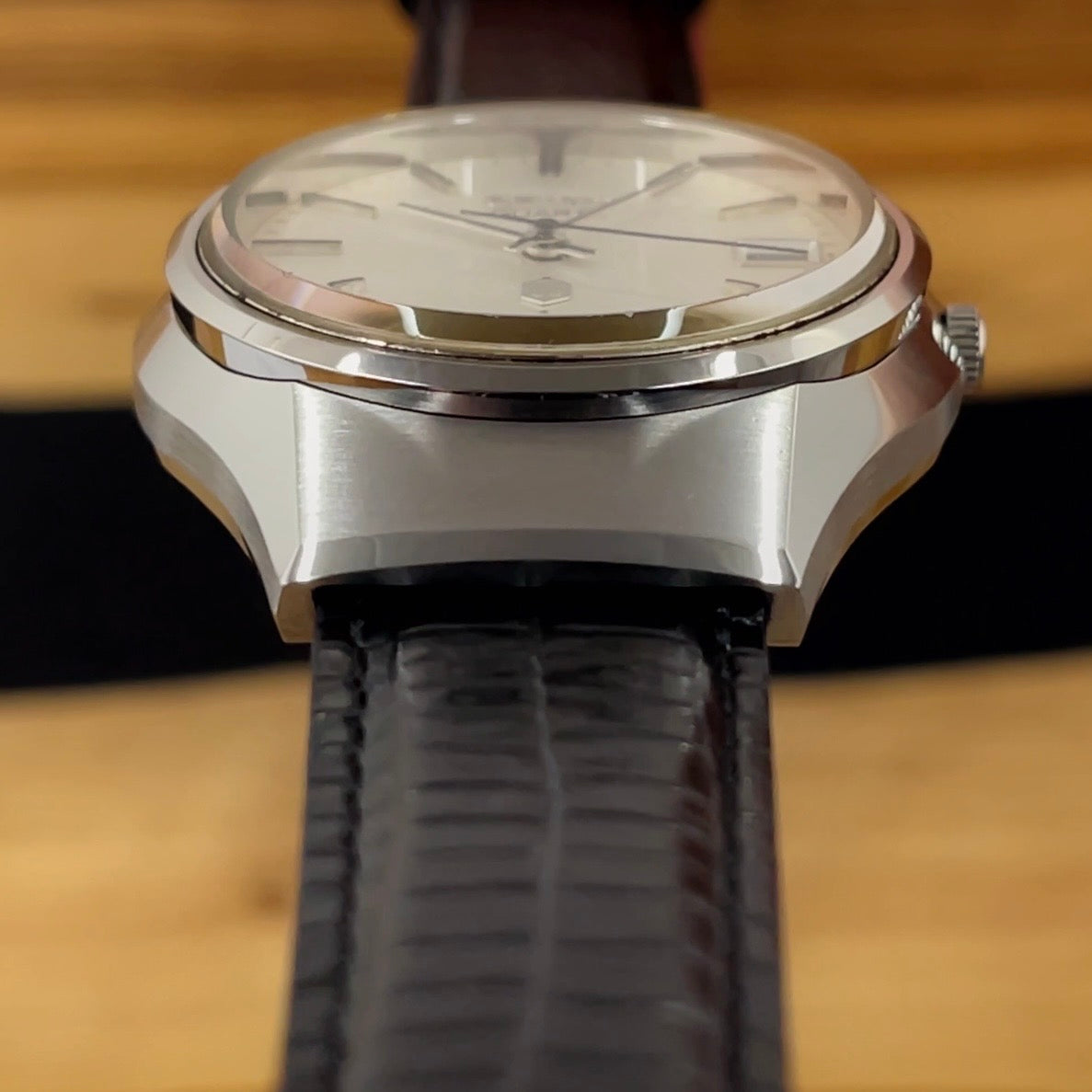 A Vintage Seiko QR Working PERFECTLY (+0.1 seconds per day!) May 1974 3862 7010