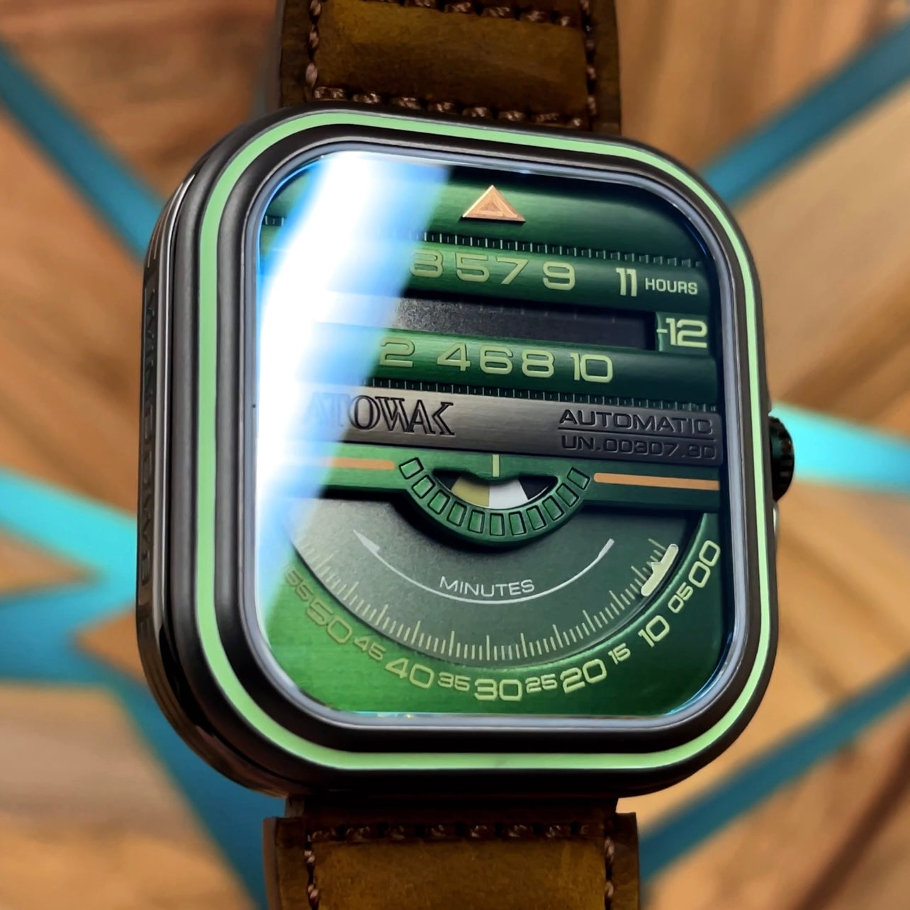 Atowak Windows Pro Green (RRP £495)