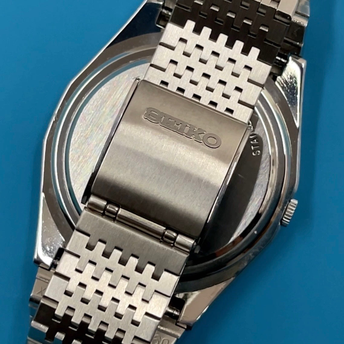 A Vintage Seiko Lord Quartz 7143 7020 From May 1979 (New Old Stock)