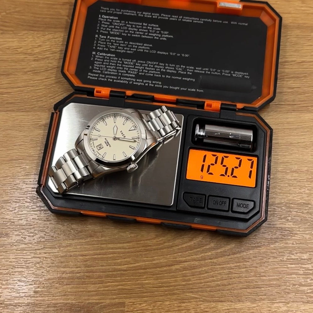 Superb Vaer A5 Atlas Cream Dial With Additional Strap