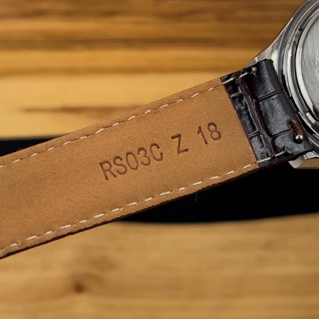 Incredible Example Working Perfectly From 1974 Seiko Quartz QR 3863 7010 English/Kanji