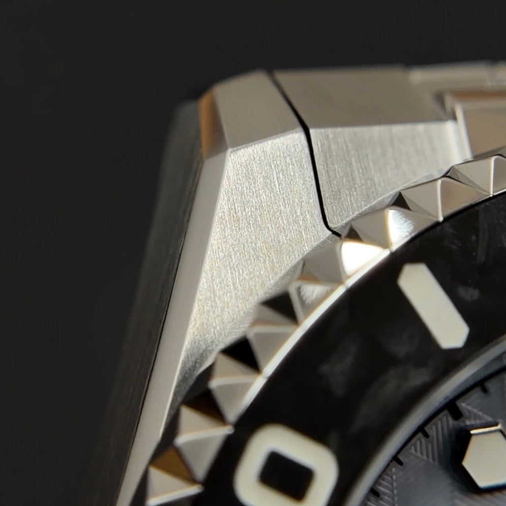 Revelot Hexmariner Version 3 NH35 Automatic 39mm Mother Of Pearl
