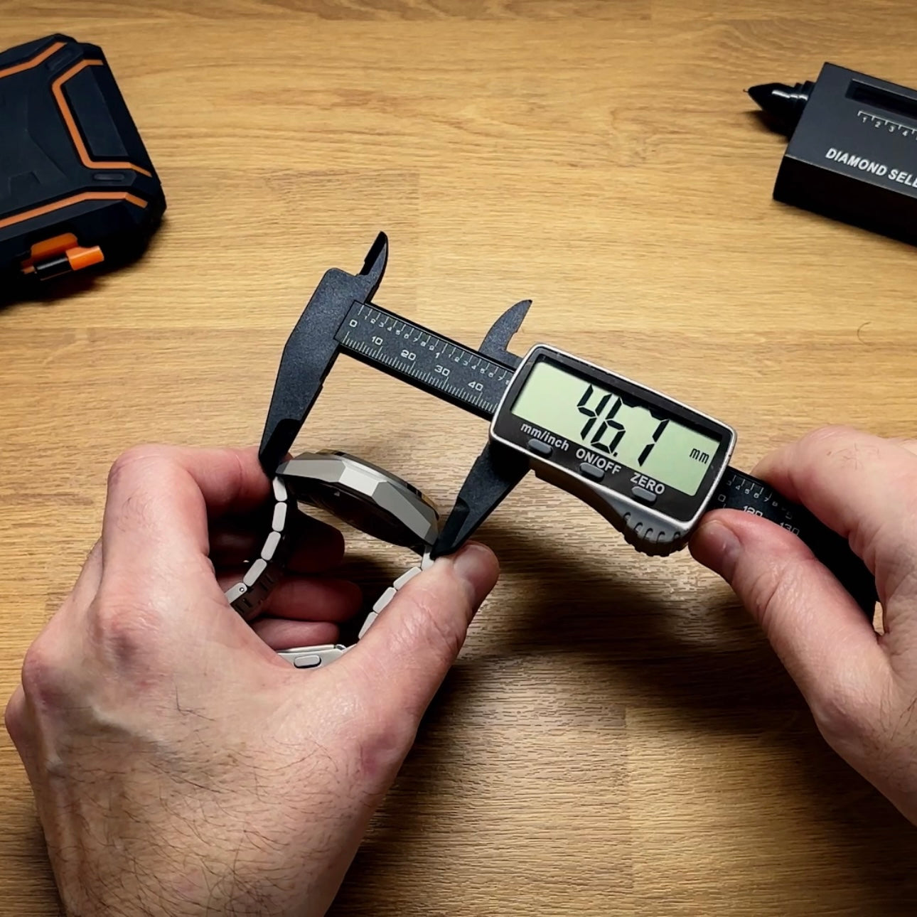 SUPERB Ember Rocket Automatic with Bracelet & 2 x Straps (SEE VIDEO)