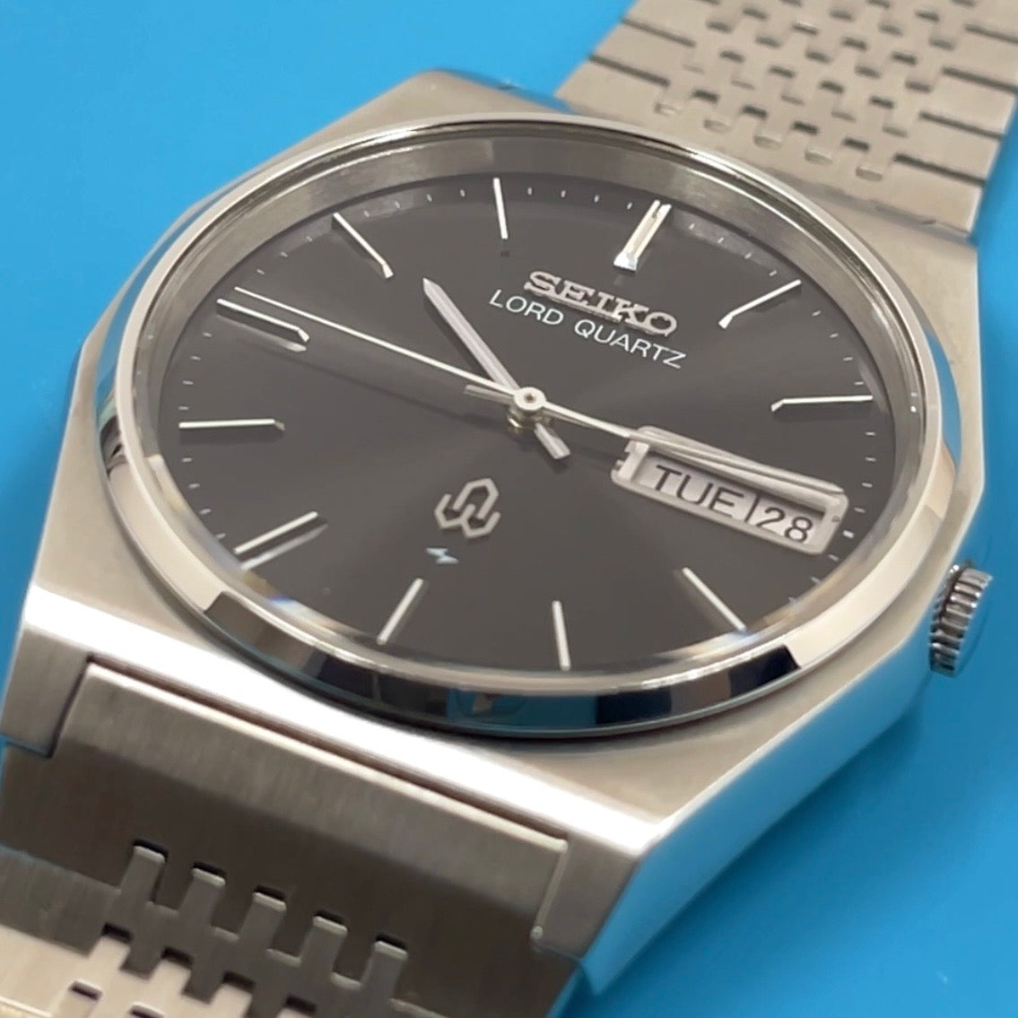 A Vintage Seiko Lord Quartz 7143 7020 From May 1979 (New Old Stock)