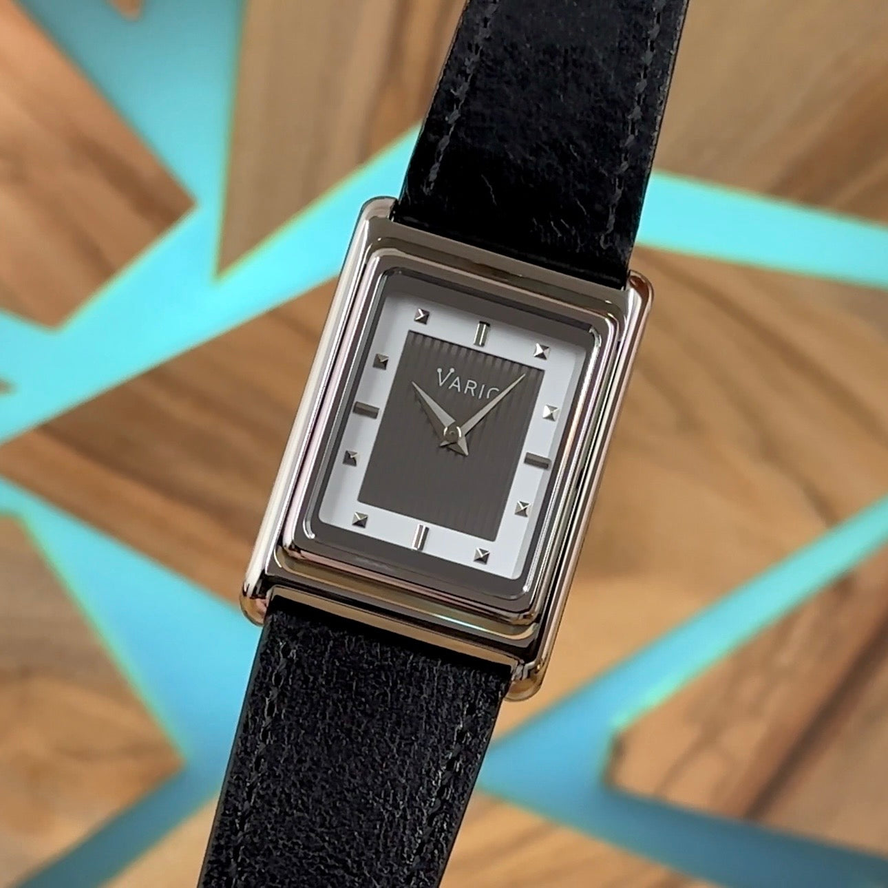 Vario Versa Single Time Automatic With Leather Strap & Steel Bracelet