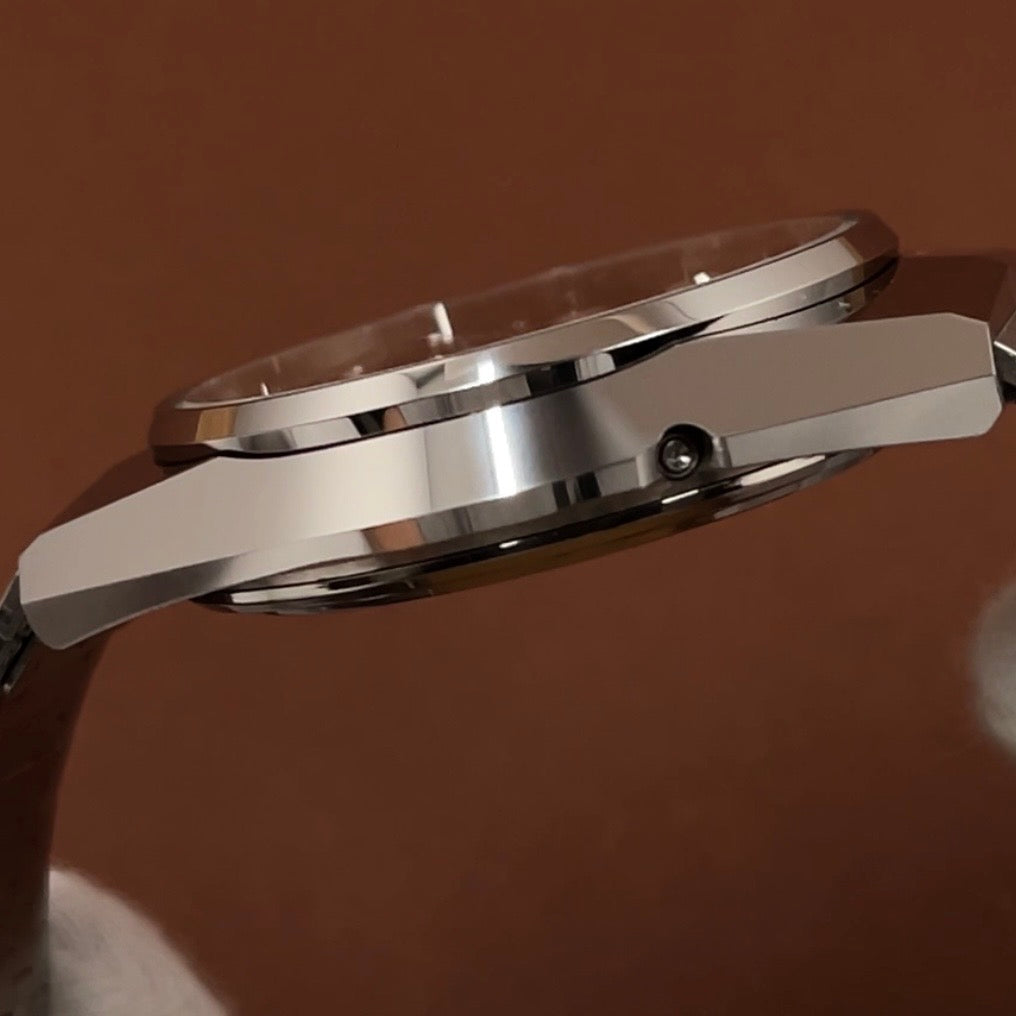 A Vintage Citizen Eagle Quartz Working Perfectly February 1979 New Old Stock