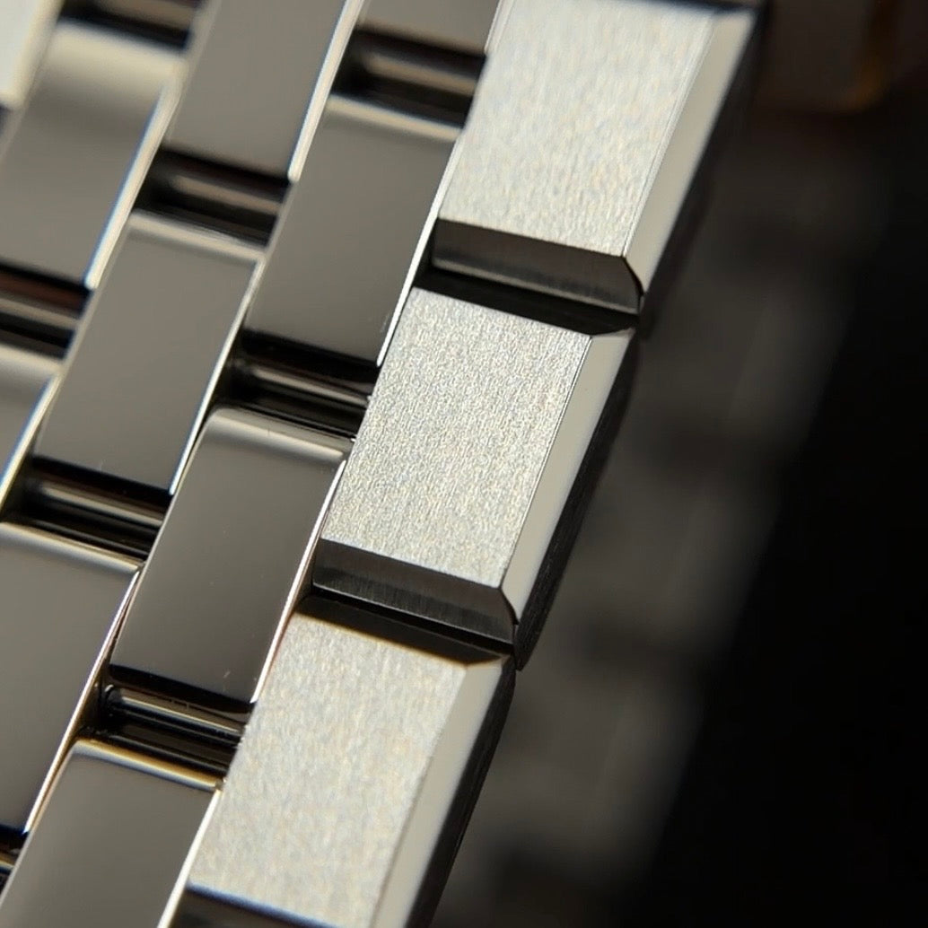 Revelot Hexmariner Version 3 NH35 Automatic 39mm Mother Of Pearl